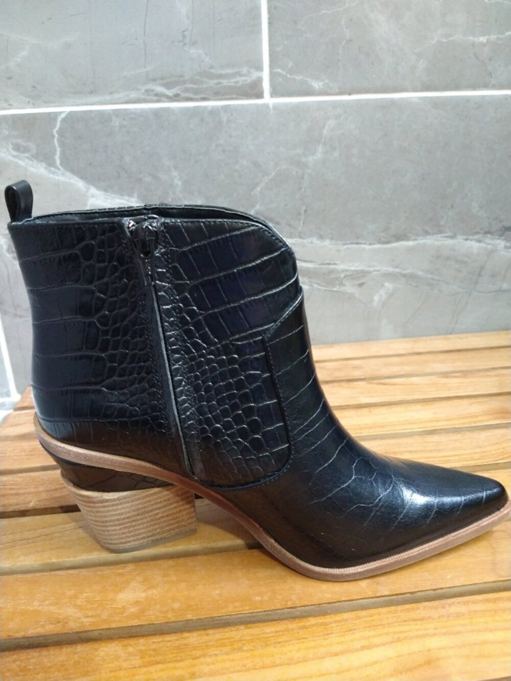 Gianni Bini "Maelyie" Croc-Embossed Western Ankle Booties in Black (Size 10M) - Picture 6 of 10